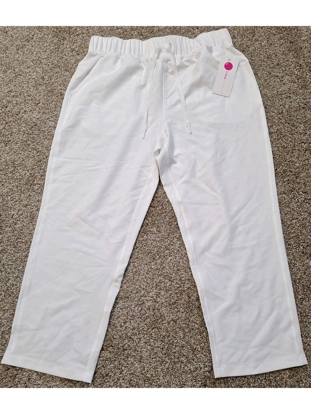 Yogalicious Pants White Citylight Expedition Travel Capri Drawstring Pocket NWT